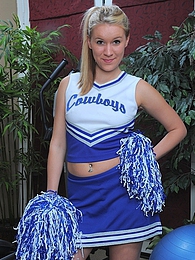 KiloPics presents: Cheerleader Kristi Kay drops pompoms and gets naked